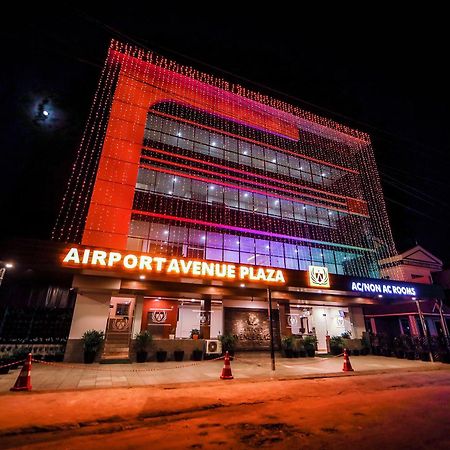 Airport Avenue Plaza Hotel Nedumbassery Ngoại thất bức ảnh
