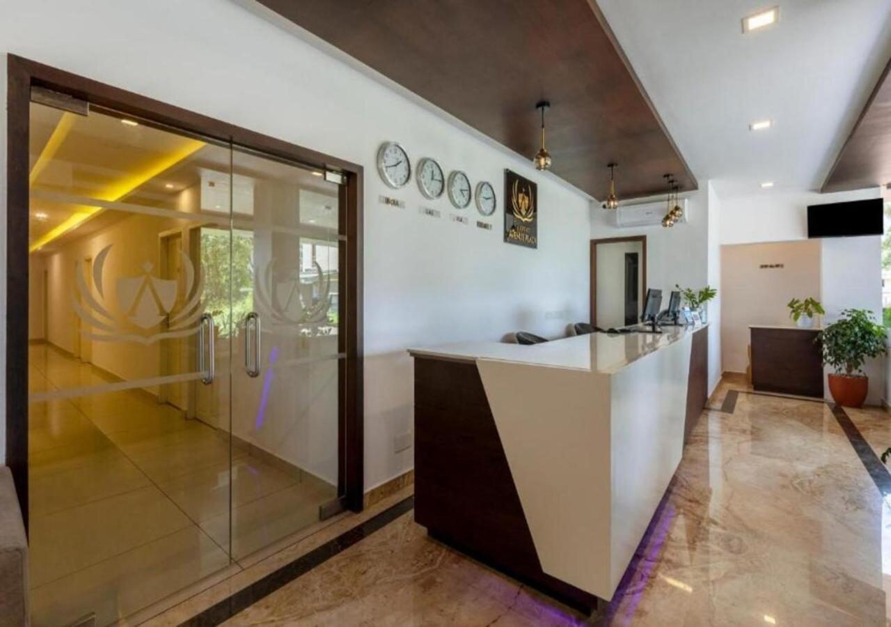 Airport Avenue Plaza Hotel Nedumbassery Ngoại thất bức ảnh