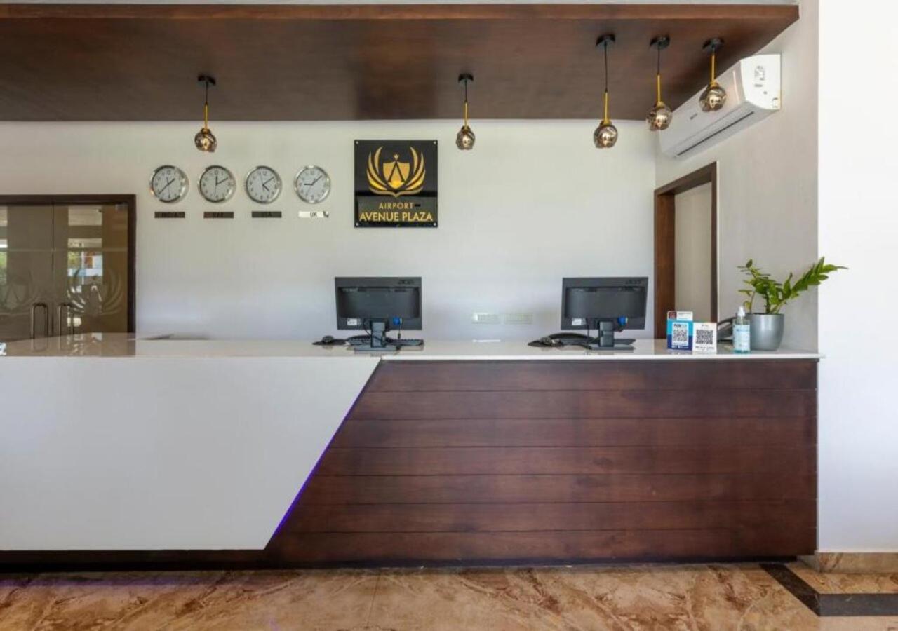 Airport Avenue Plaza Hotel Nedumbassery Ngoại thất bức ảnh