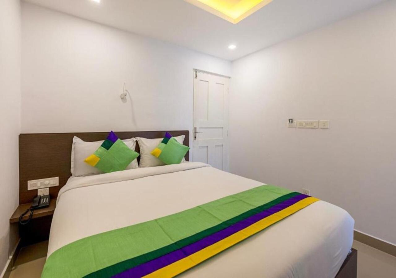 Airport Avenue Plaza Hotel Nedumbassery Ngoại thất bức ảnh