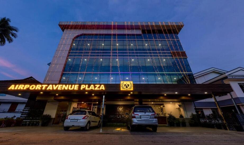 Airport Avenue Plaza Hotel Nedumbassery Ngoại thất bức ảnh